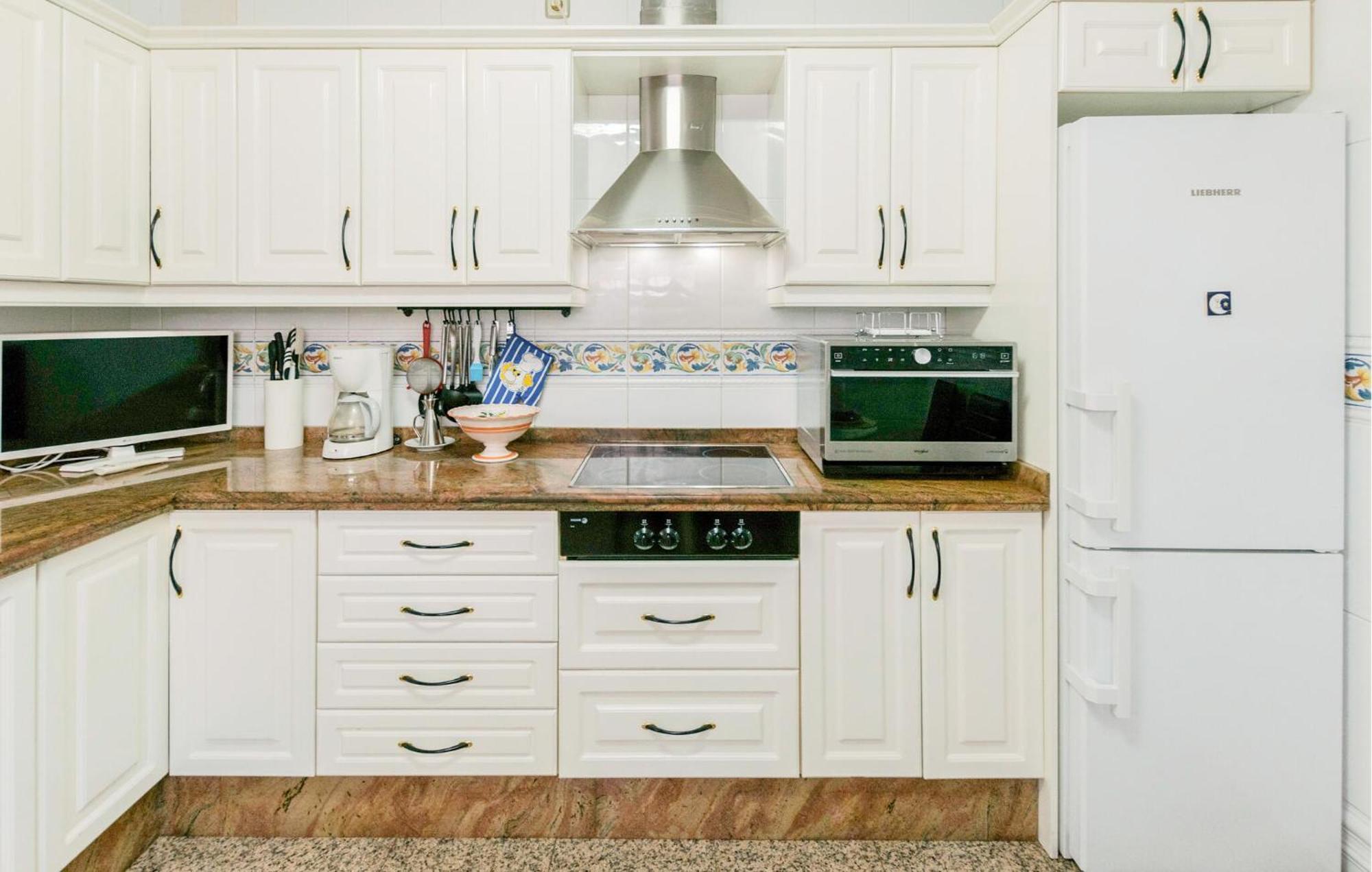Cozy Apartment In Sevilla With Kitchen Екстериор снимка