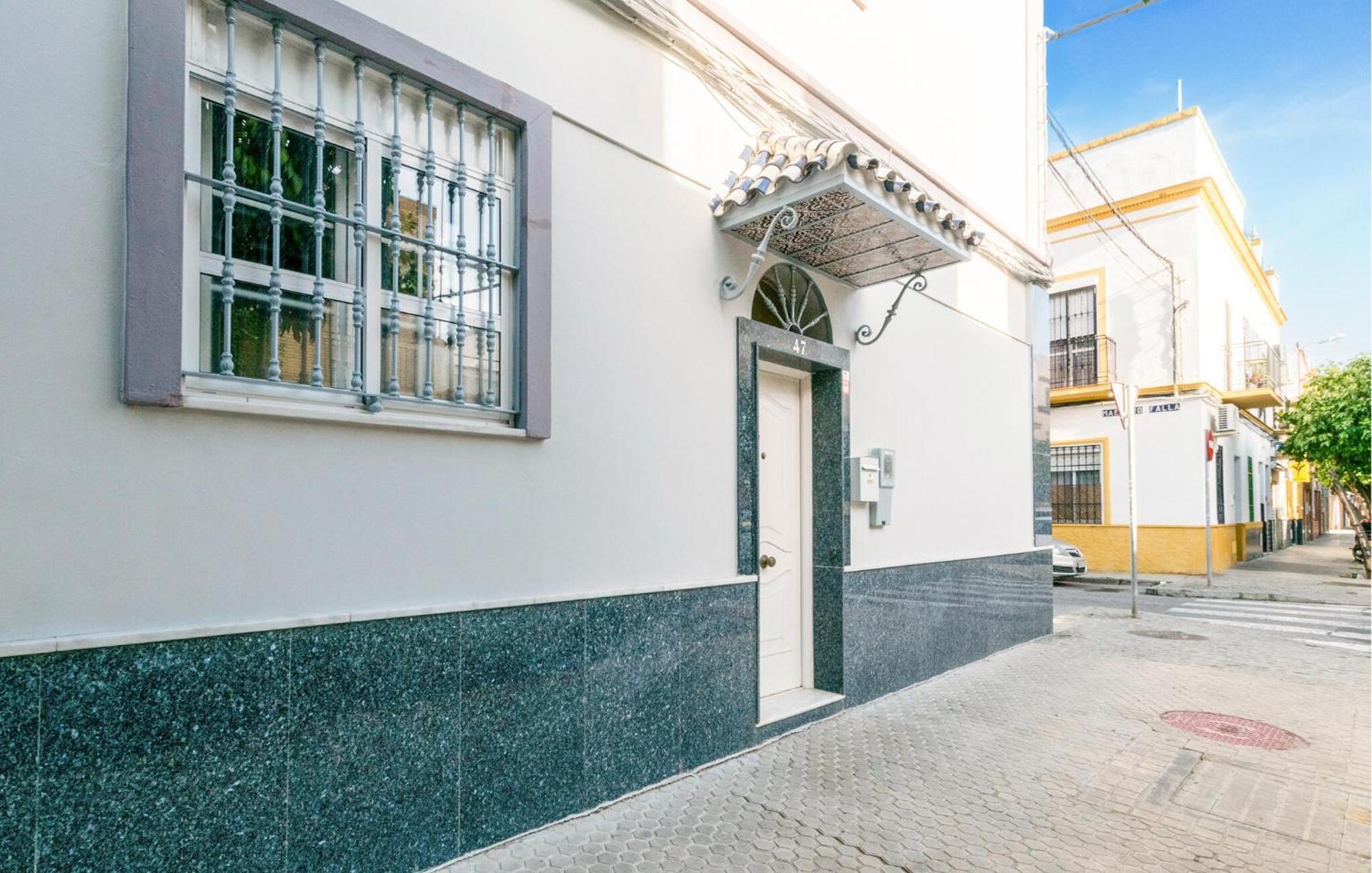 Cozy Apartment In Sevilla With Kitchen Екстериор снимка